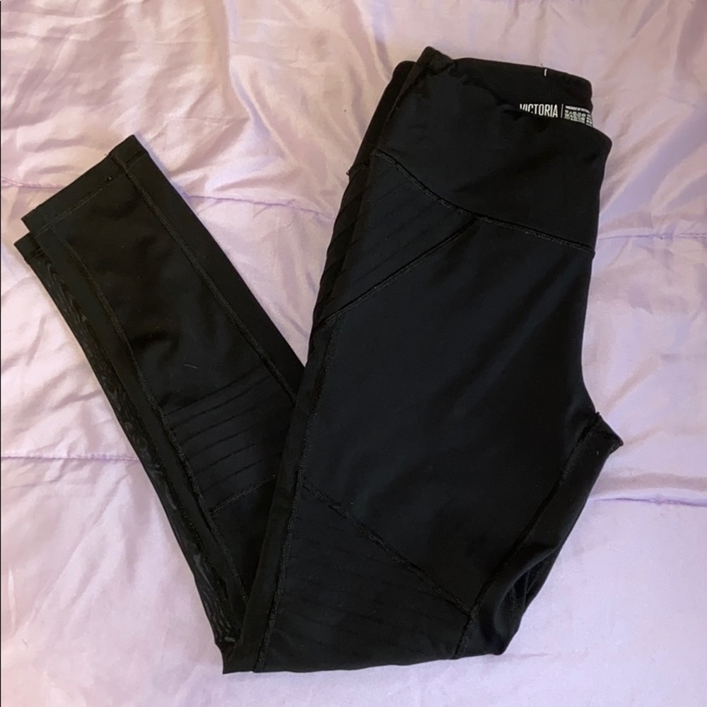Victoria Sport Black Knockout Leggings